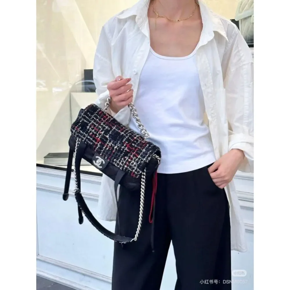 Chanel Women Pre-Loved Bag Very Good Condition
